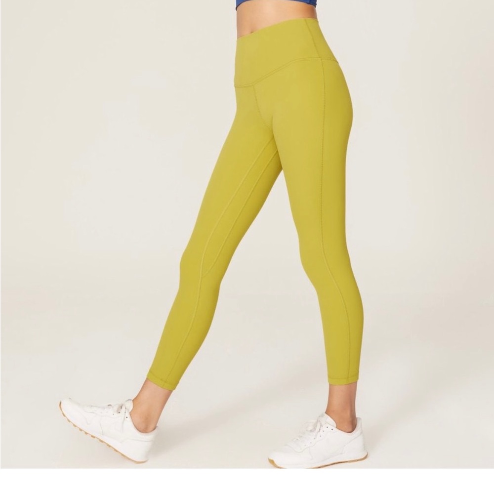 Brand NEW WITH TAGS - Lululemon Align High Rise Legging 25” size 4